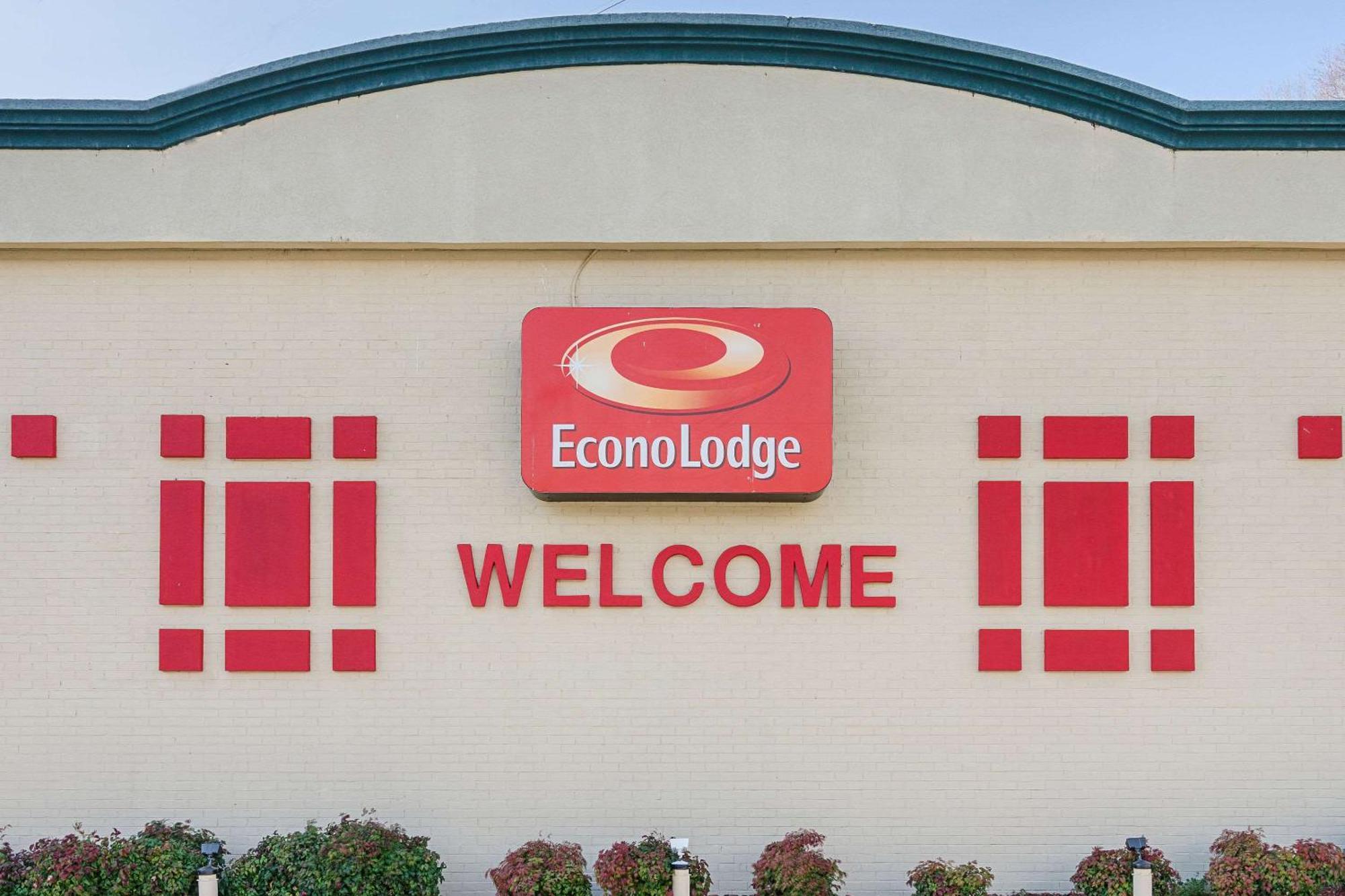 Econo Lodge Martinsville Exterior photo